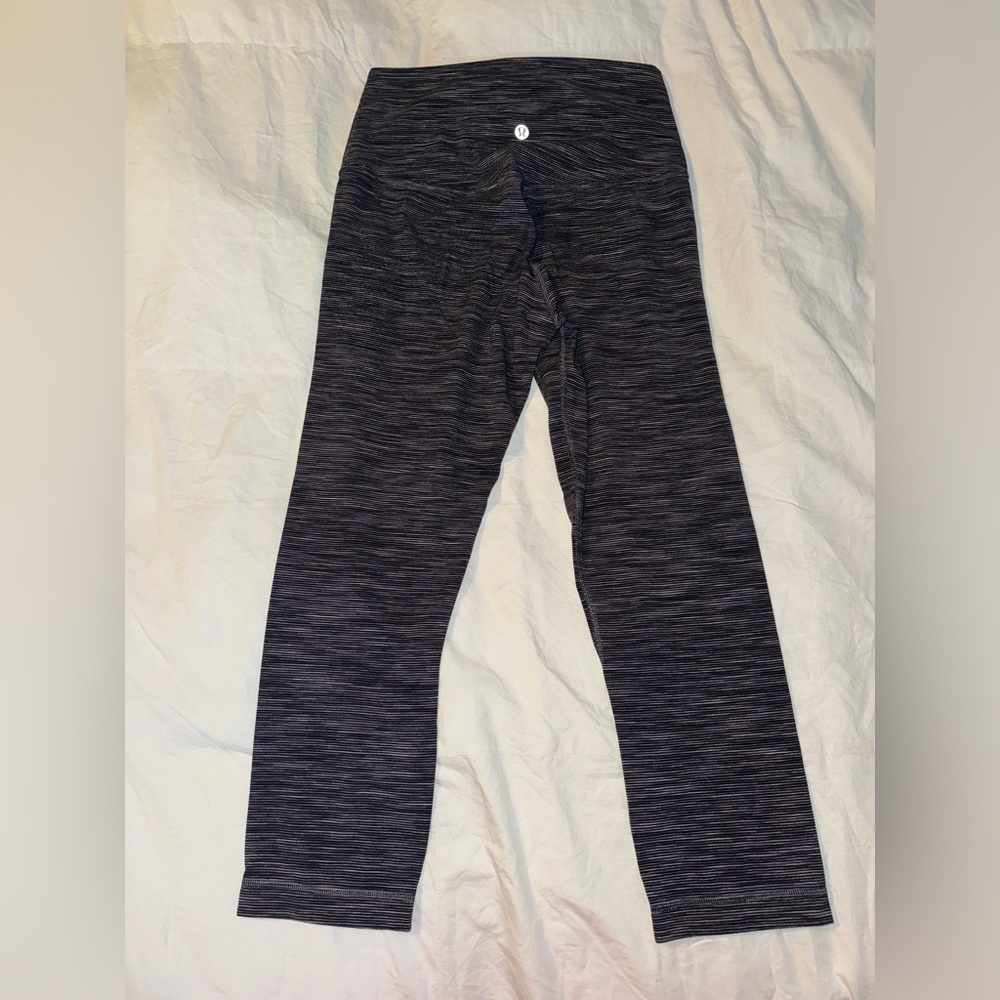 Lululemon Wunder Under High Rise 20” - Picture 2 of 4